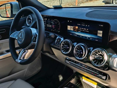 2026 Mercedes-Benz GLB 250 SUV