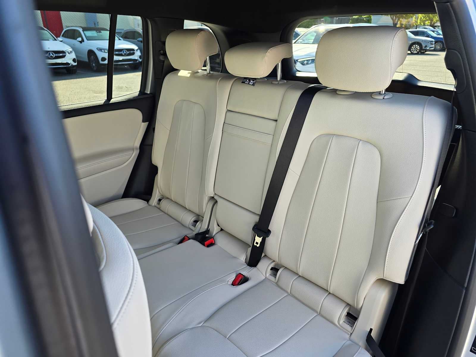 2026 Mercedes-Benz GLB 250 SUV