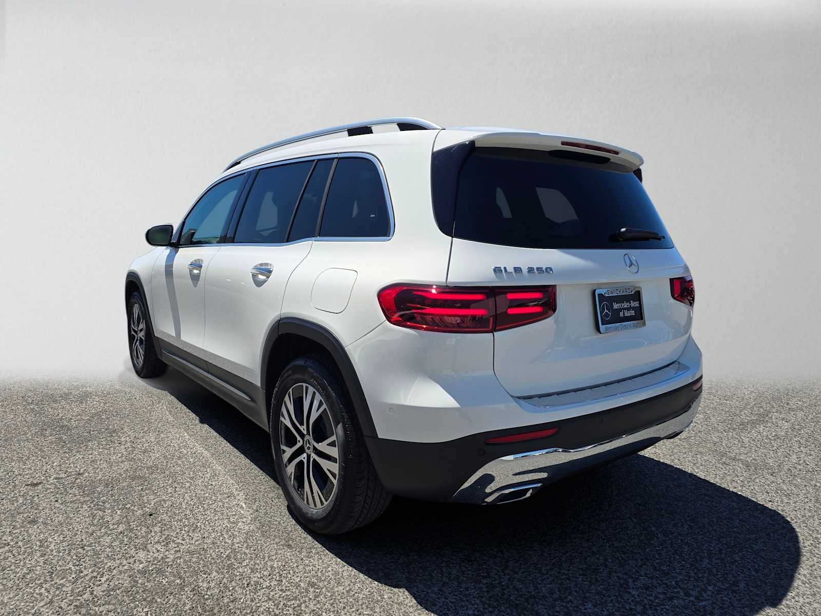 2026 Mercedes-Benz GLB 250 SUV