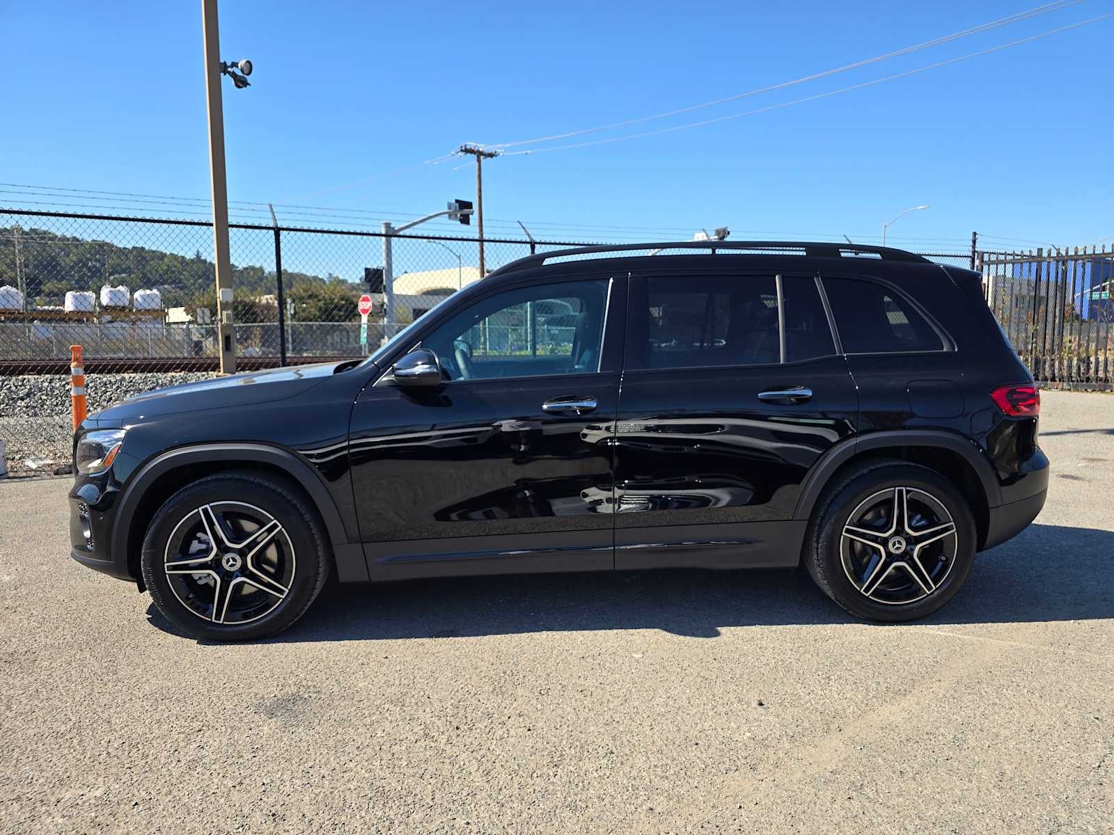 2026 Mercedes-Benz GLB 250 SUV