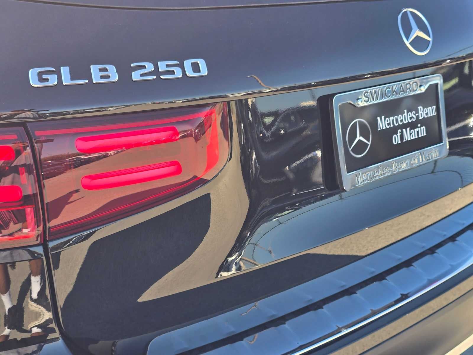 2026 Mercedes-Benz GLB 250 SUV