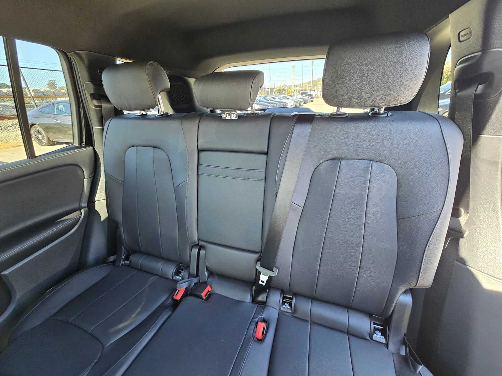 2026 Mercedes-Benz GLB 250 SUV