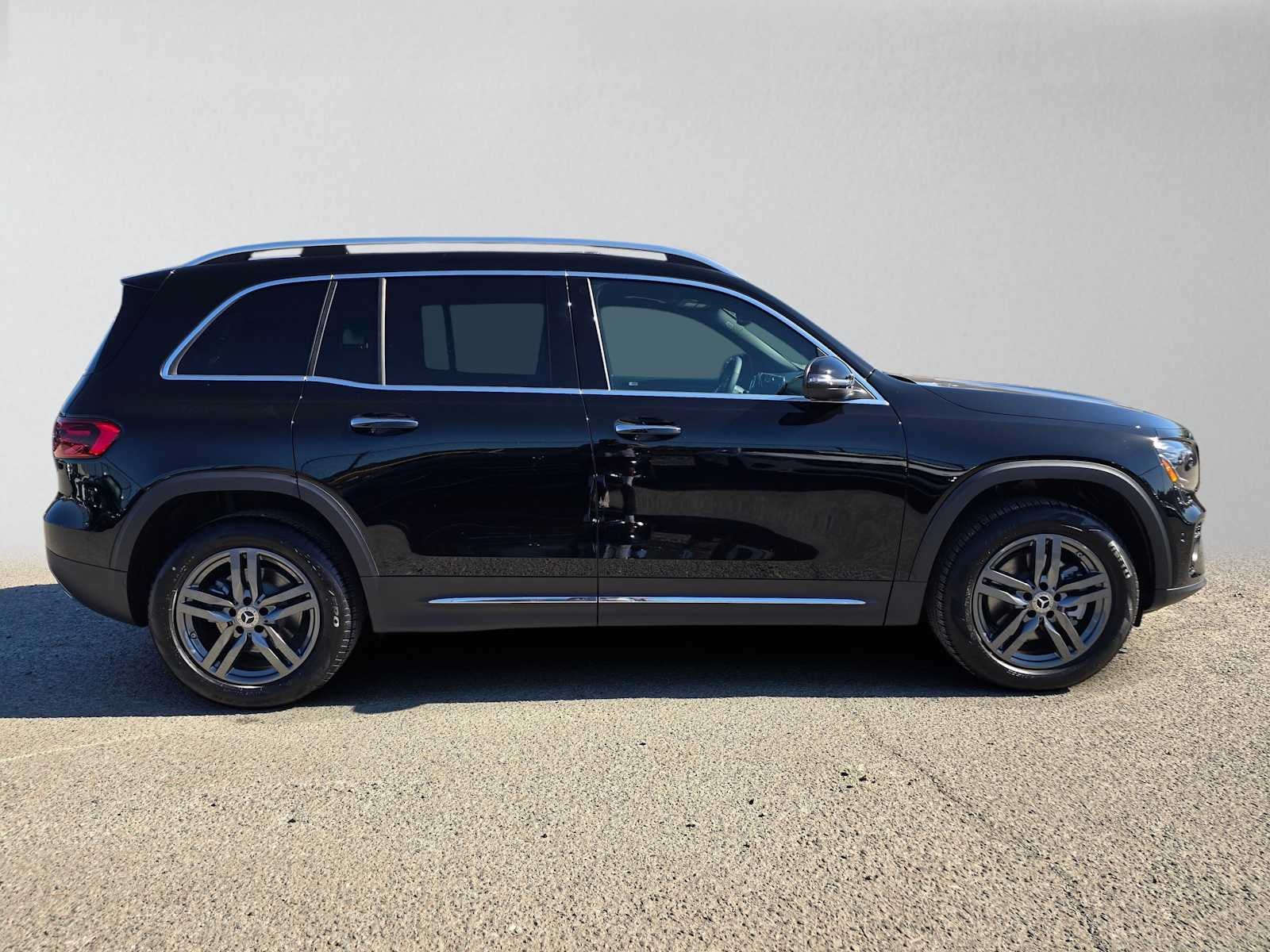 2026 Mercedes-Benz GLB 250 SUV