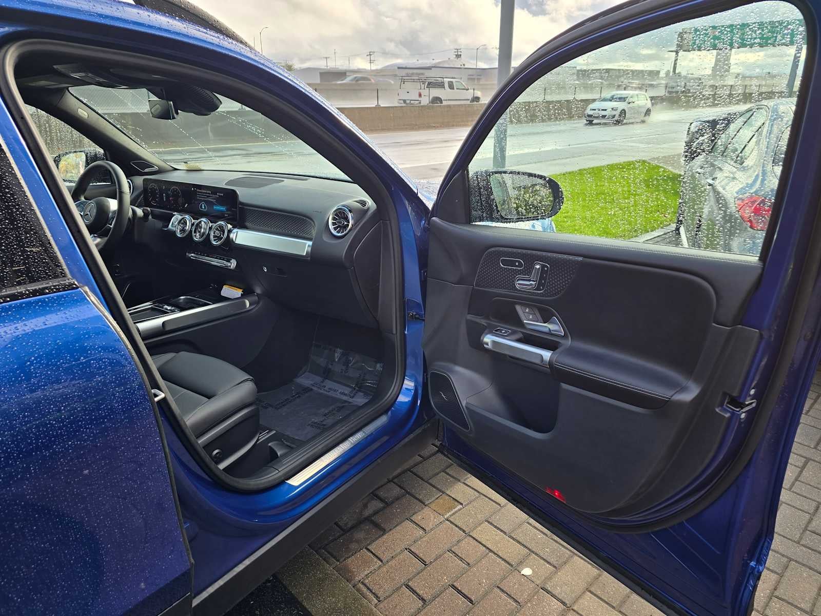 2025 Mercedes-Benz GLB 250 GLB 250