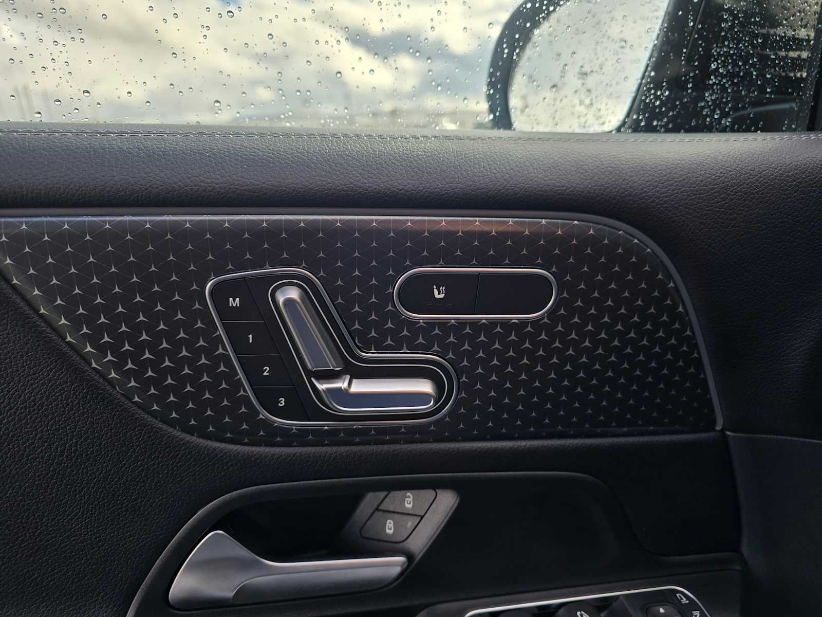 2025 Mercedes-Benz GLB 250 GLB 250