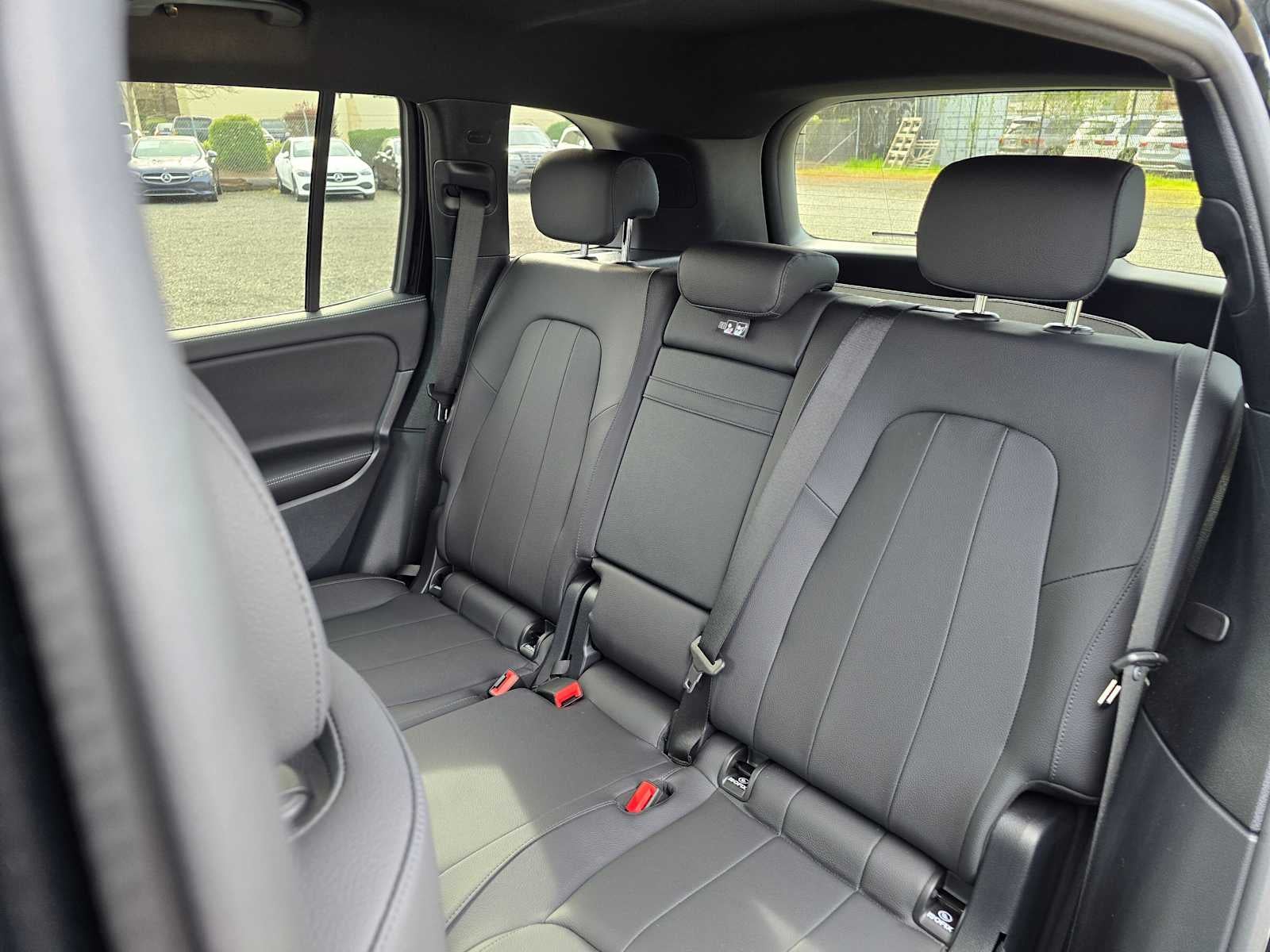 2025 Mercedes-Benz GLB 250 GLB 250