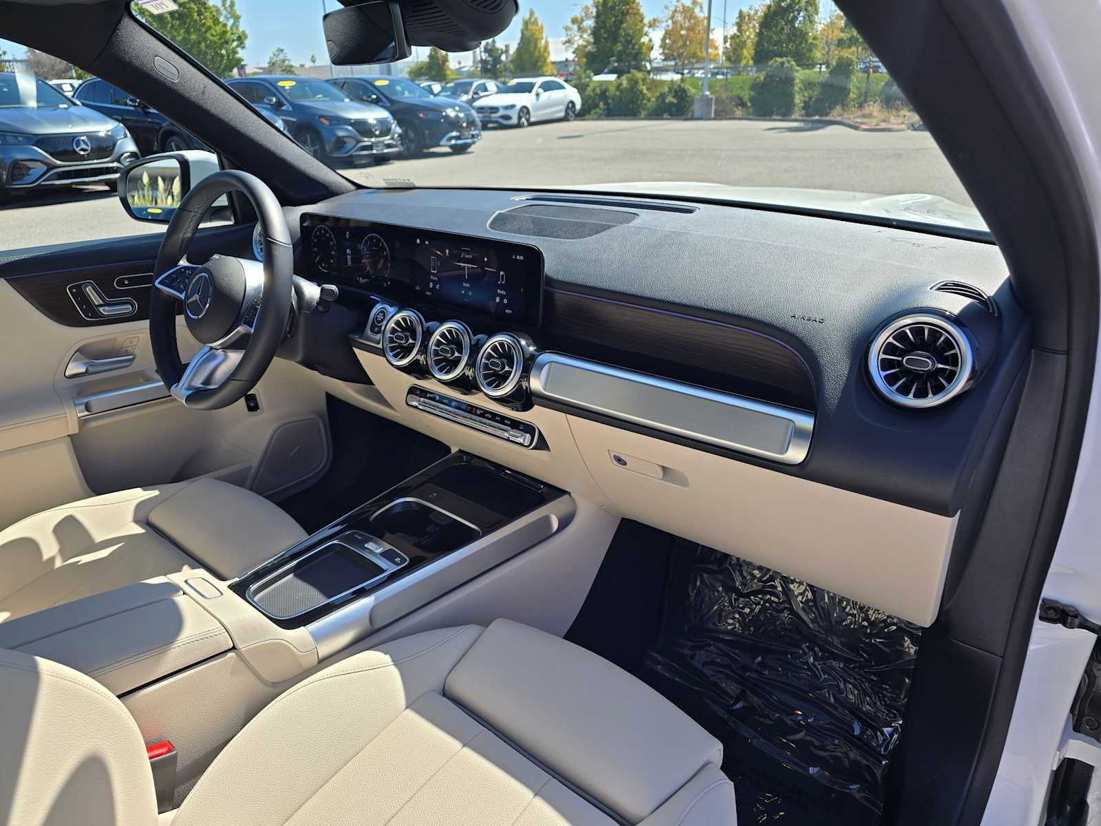 2026 Mercedes-Benz GLB 250 4MATIC® SUV