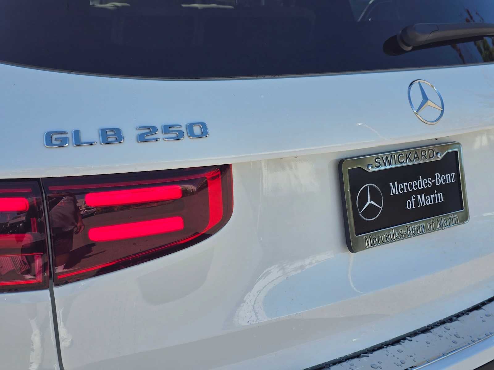 2026 Mercedes-Benz GLB 250 4MATIC® SUV