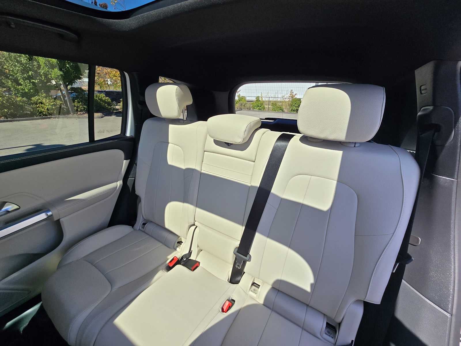 2026 Mercedes-Benz GLB 250 4MATIC® SUV