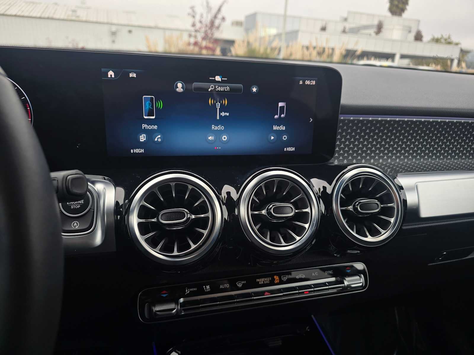 2025 Mercedes-Benz GLB GLB 250