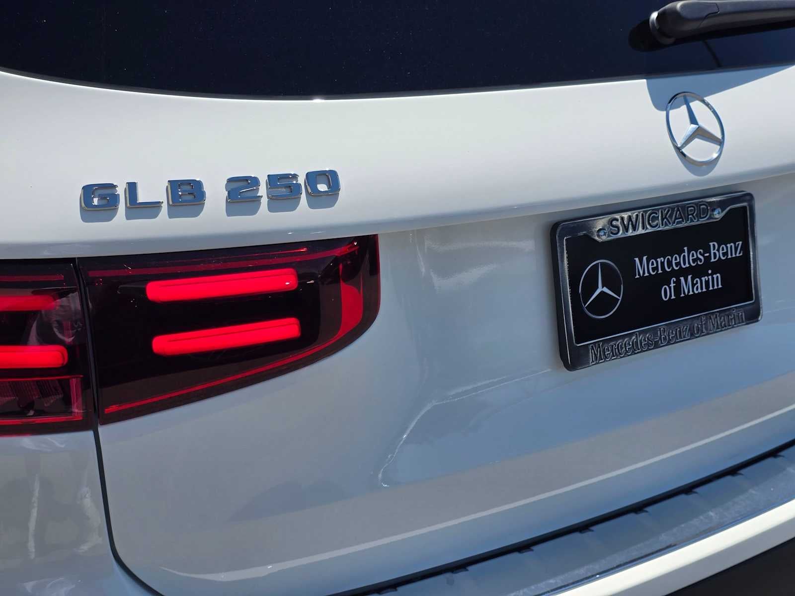 2026 Mercedes-Benz GLB 250 4MATIC® SUV