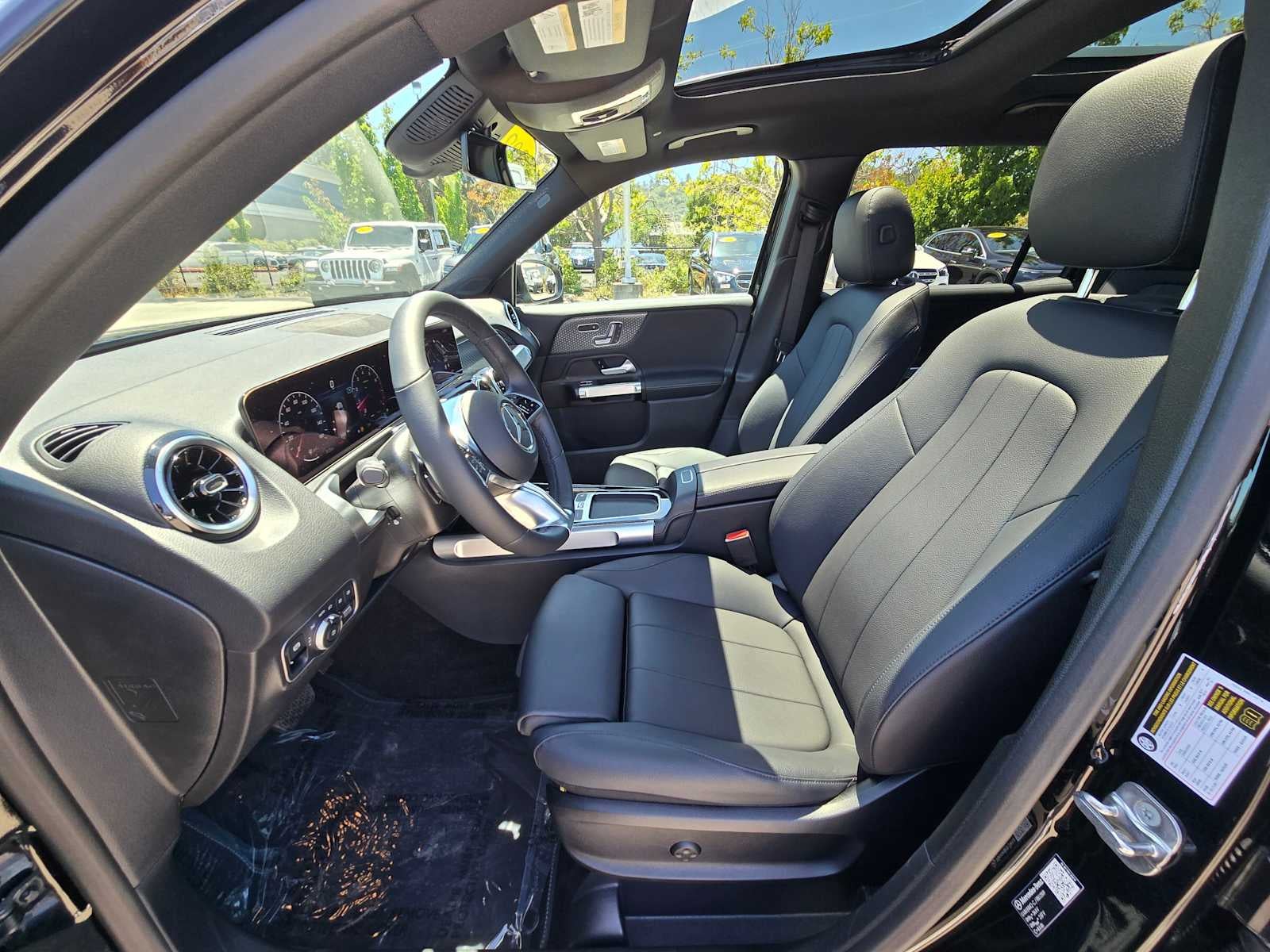 2026 Mercedes-Benz GLB 250 4MATIC® SUV