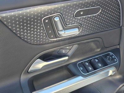 2026 Mercedes-Benz GLB 250 4MATIC® SUV
