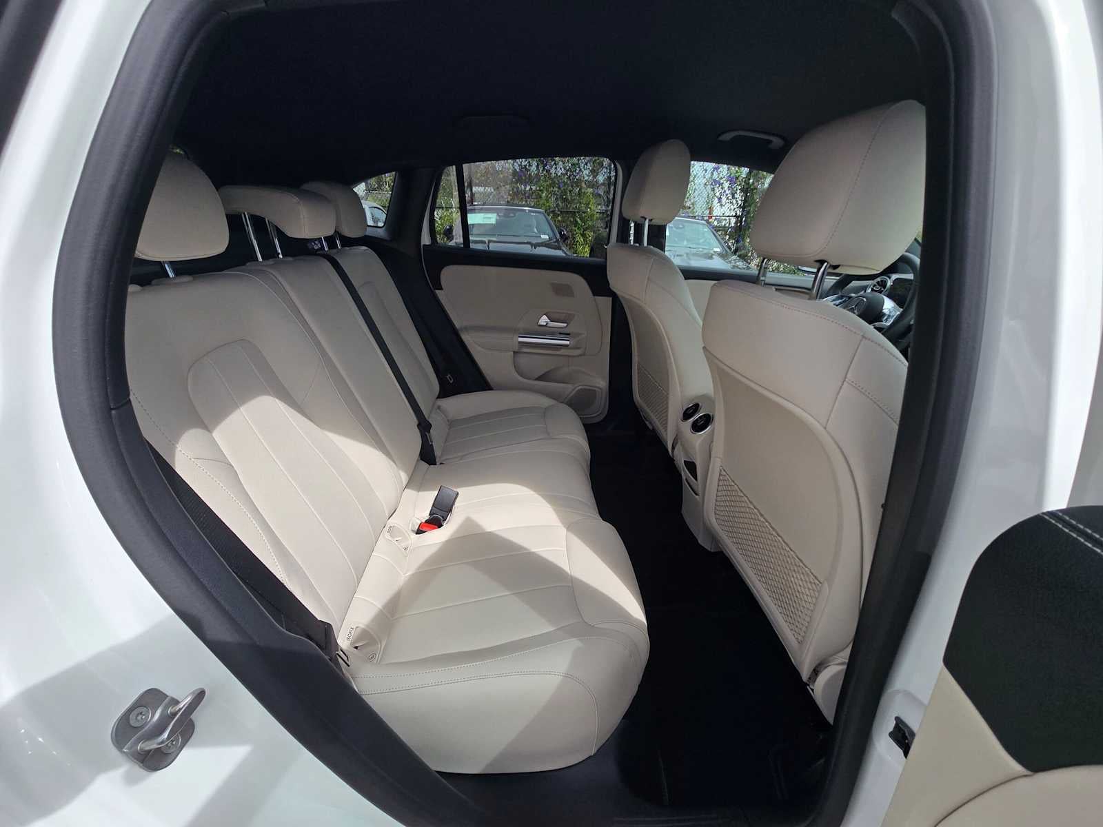 2026 Mercedes-Benz GLA 250 SUV