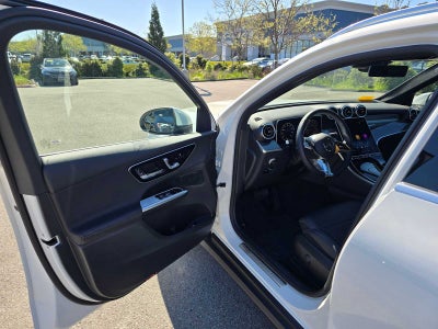 2026 Mercedes-Benz GLC 300 SUV