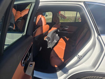 2026 Mercedes-Benz GLC 300 SUV