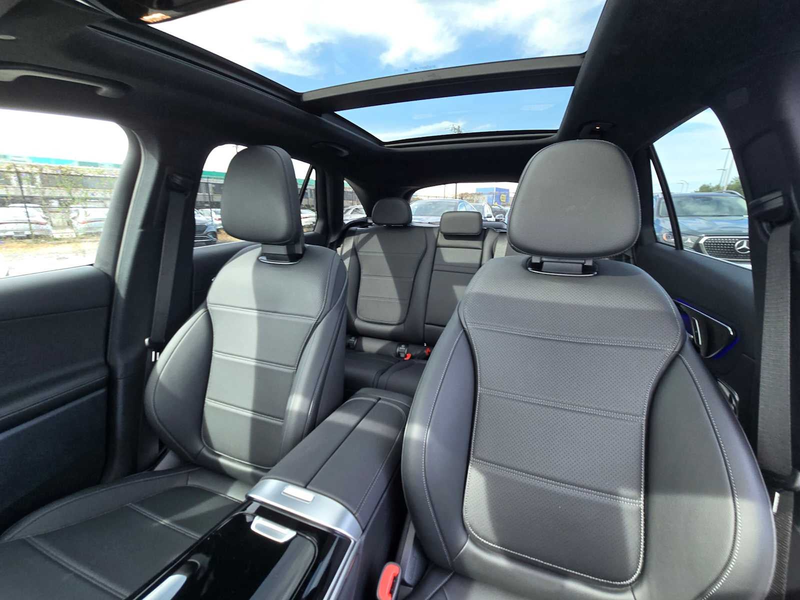 2027 Mercedes-Benz GLC 300 SUV