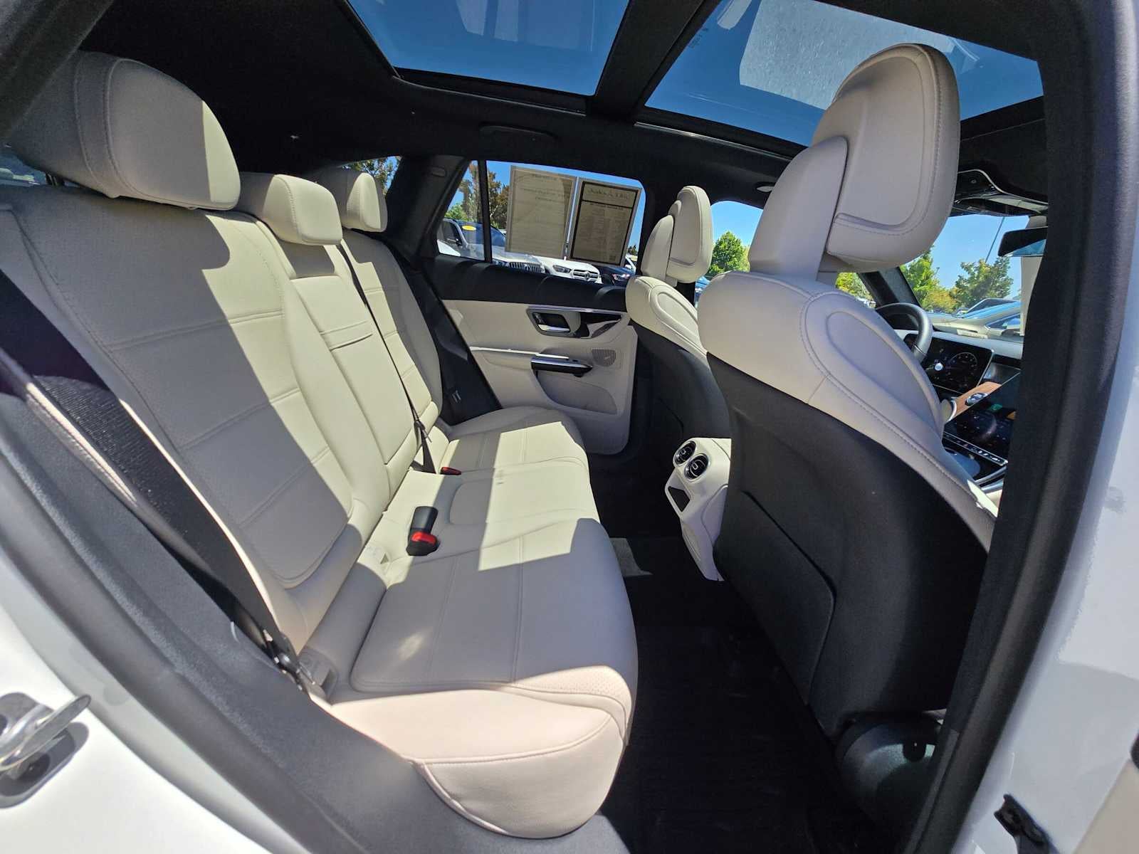 2026 Mercedes-Benz GLC 300 SUV