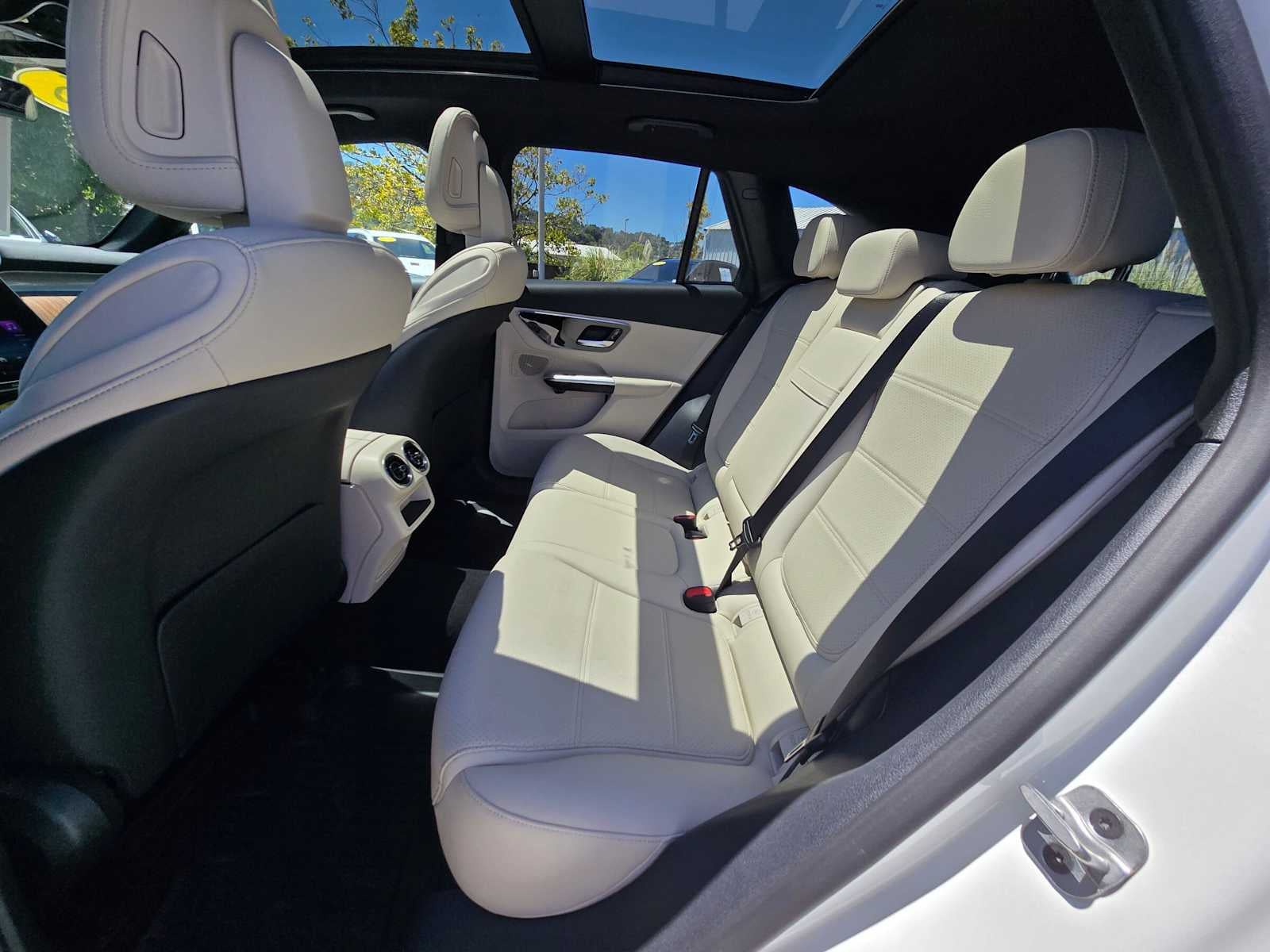 2026 Mercedes-Benz GLC 300 SUV