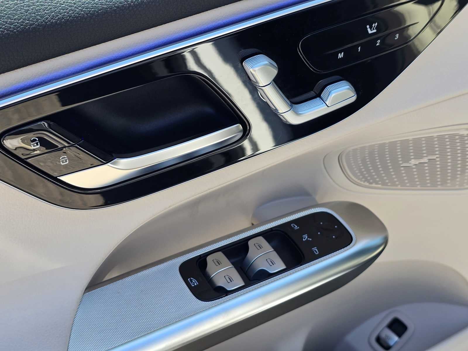 2026 Mercedes-Benz GLC 300 SUV