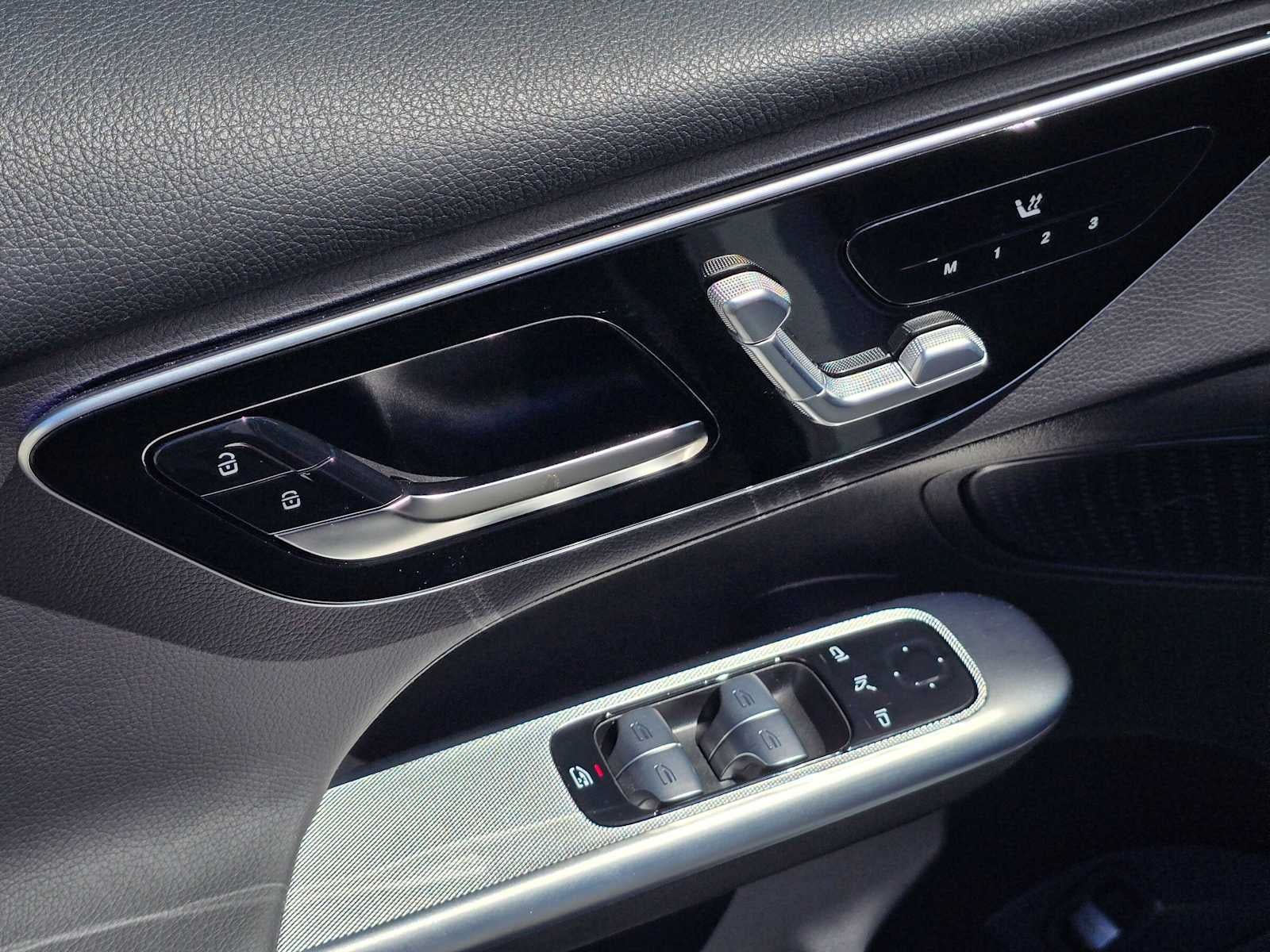 2026 Mercedes-Benz GLC 300 SUV