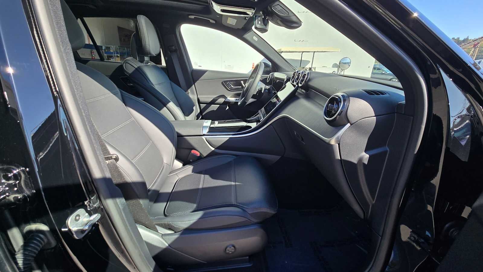 2026 Mercedes-Benz GLC 300 SUV