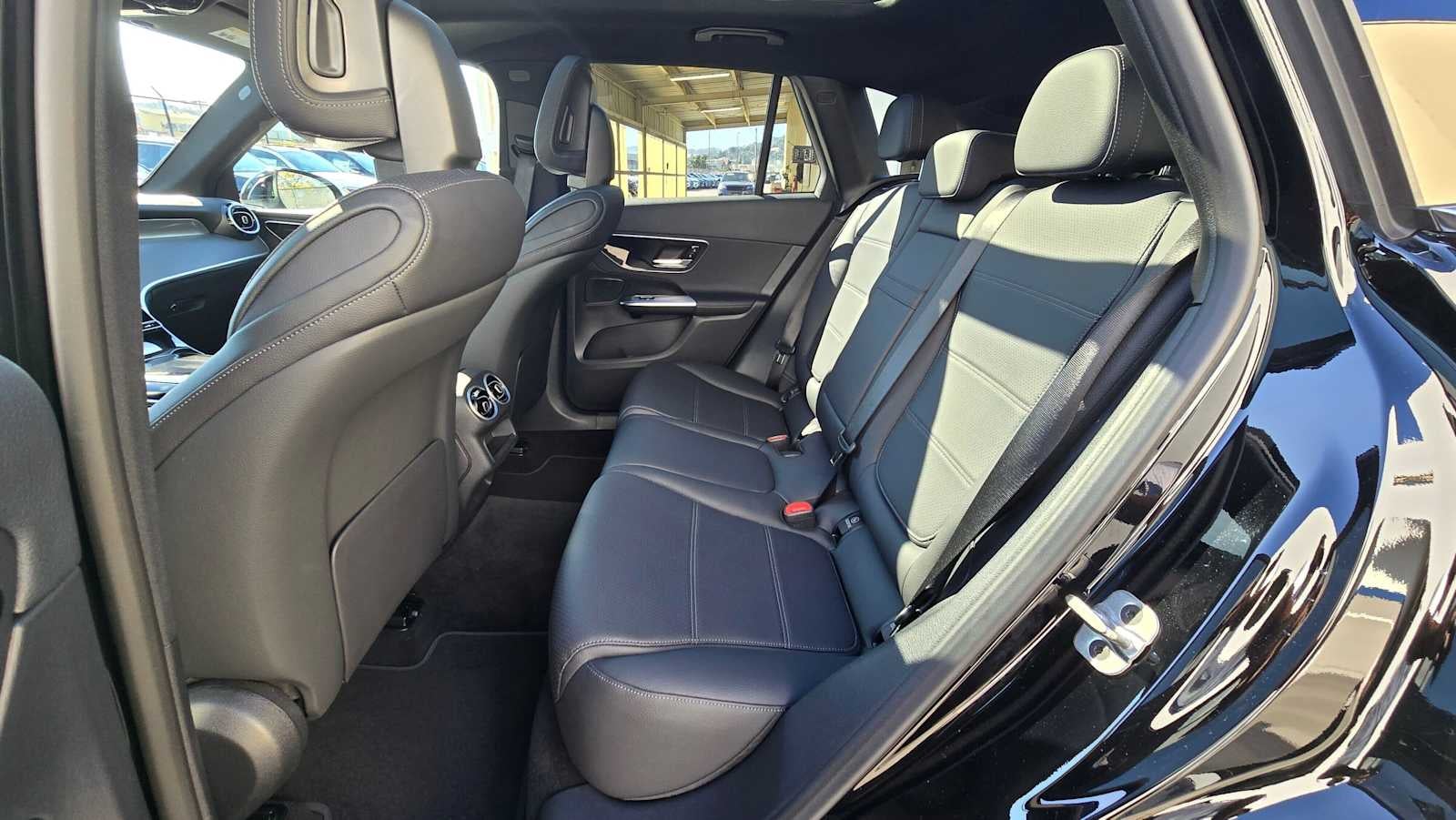 2026 Mercedes-Benz GLC 300 SUV