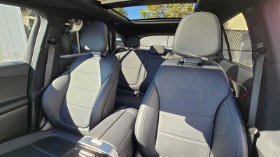 2026 Mercedes-Benz GLC 300 SUV