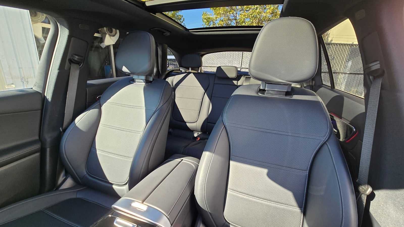 2026 Mercedes-Benz GLC 300 SUV
