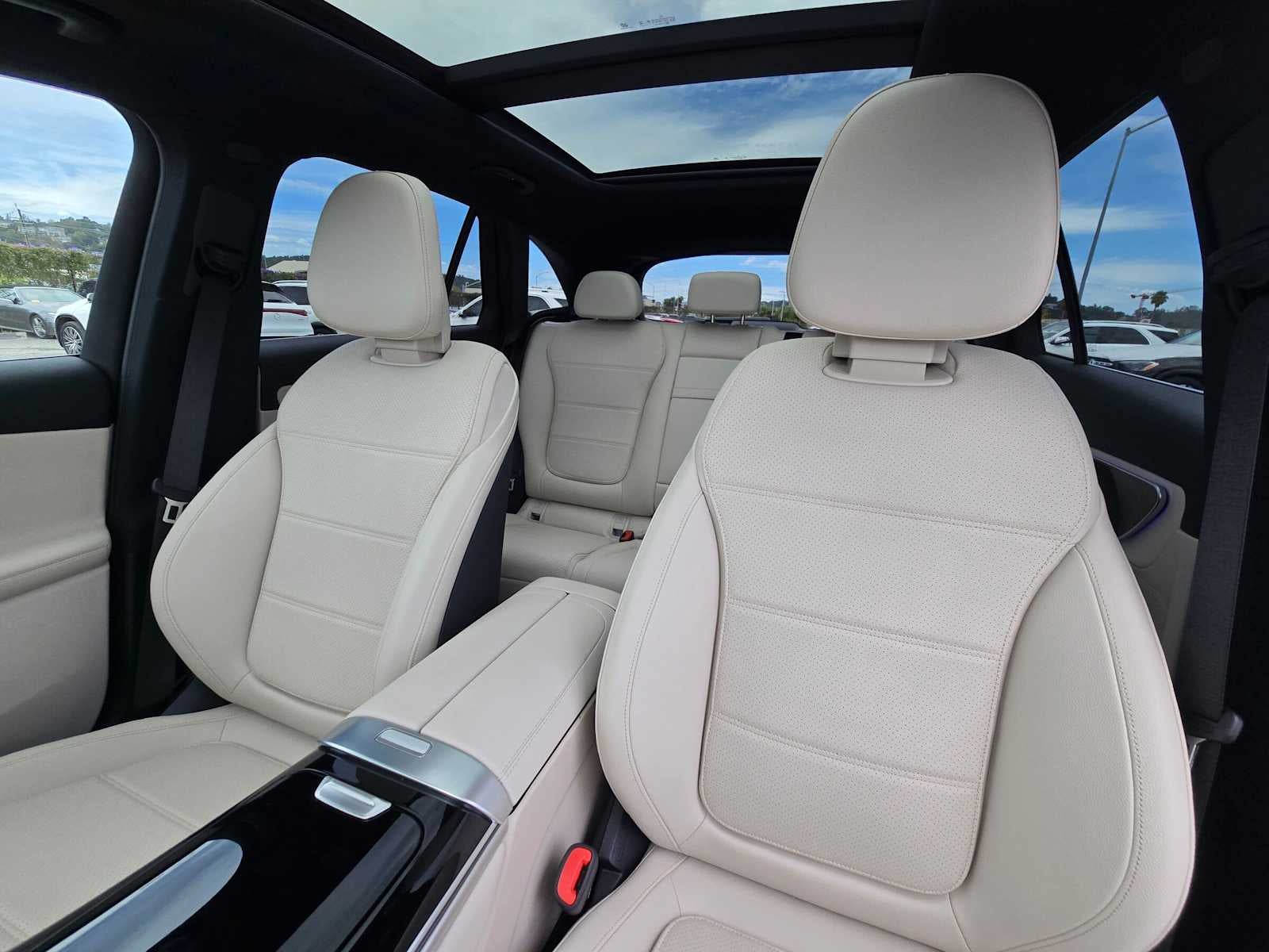 2026 Mercedes-Benz GLC 300 SUV