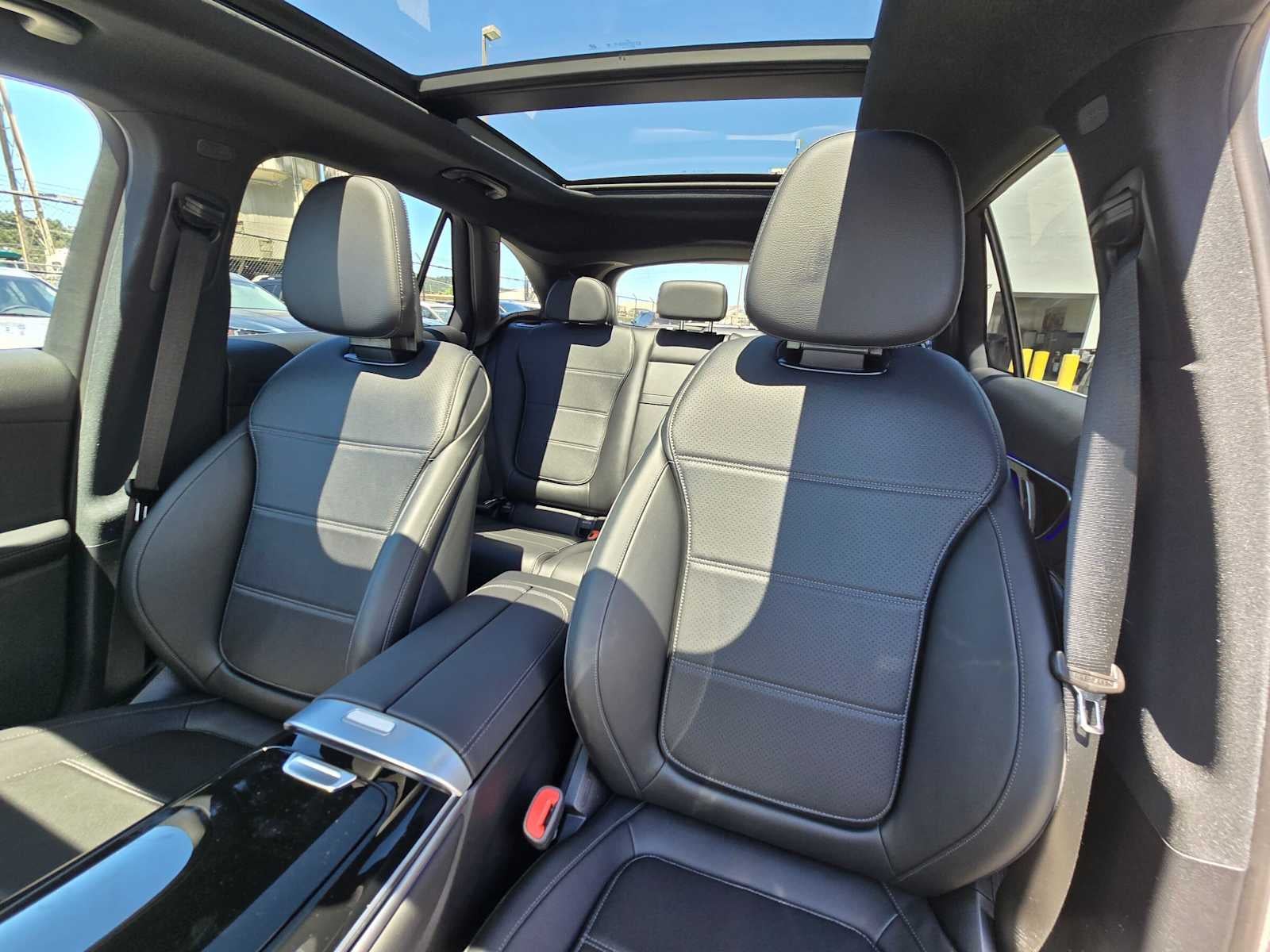 2026 Mercedes-Benz GLC 300 SUV