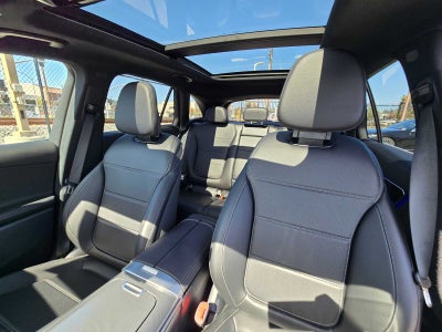 2027 Mercedes-Benz GLC 300 SUV
