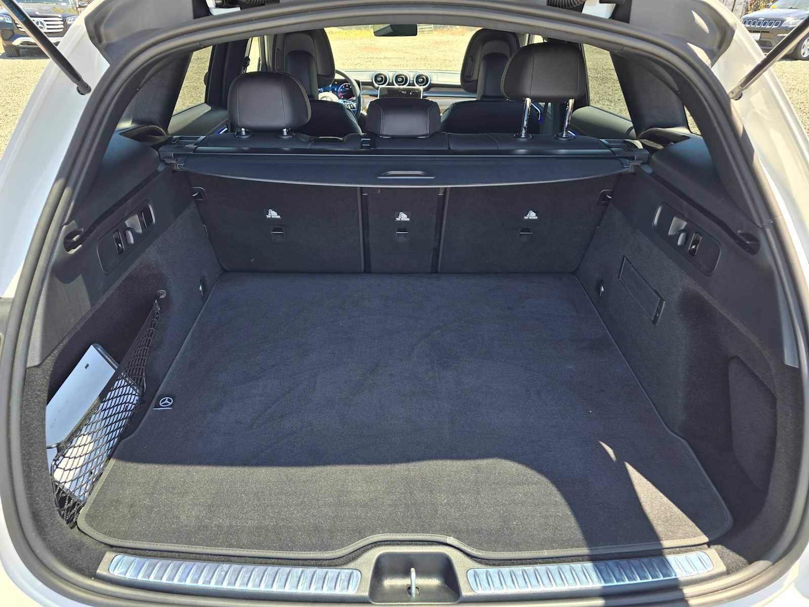 2025 Mercedes-Benz GLC 300 SUV