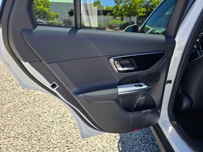 2025 Mercedes-Benz GLC 300 SUV