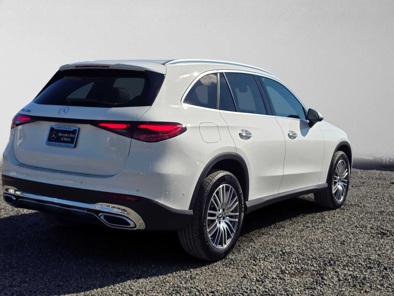 2027 Mercedes-Benz GLC 300 SUV