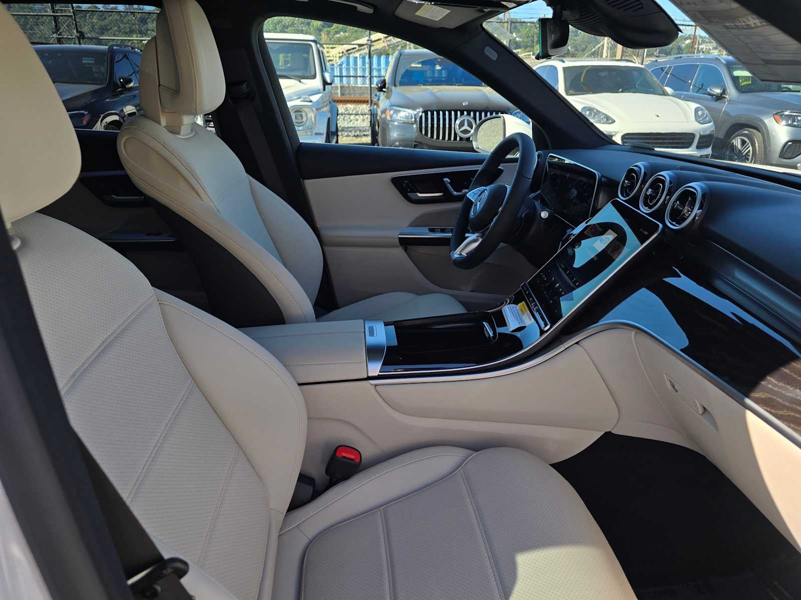 2026 Mercedes-Benz GLC 300 SUV