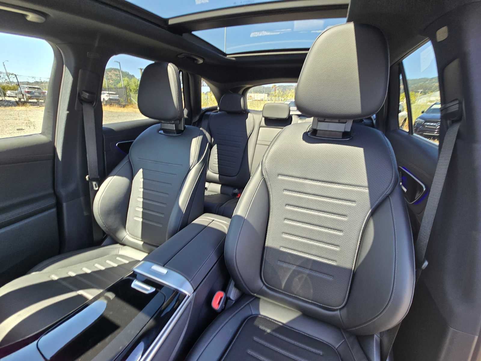 2026 Mercedes-Benz GLC 300 SUV