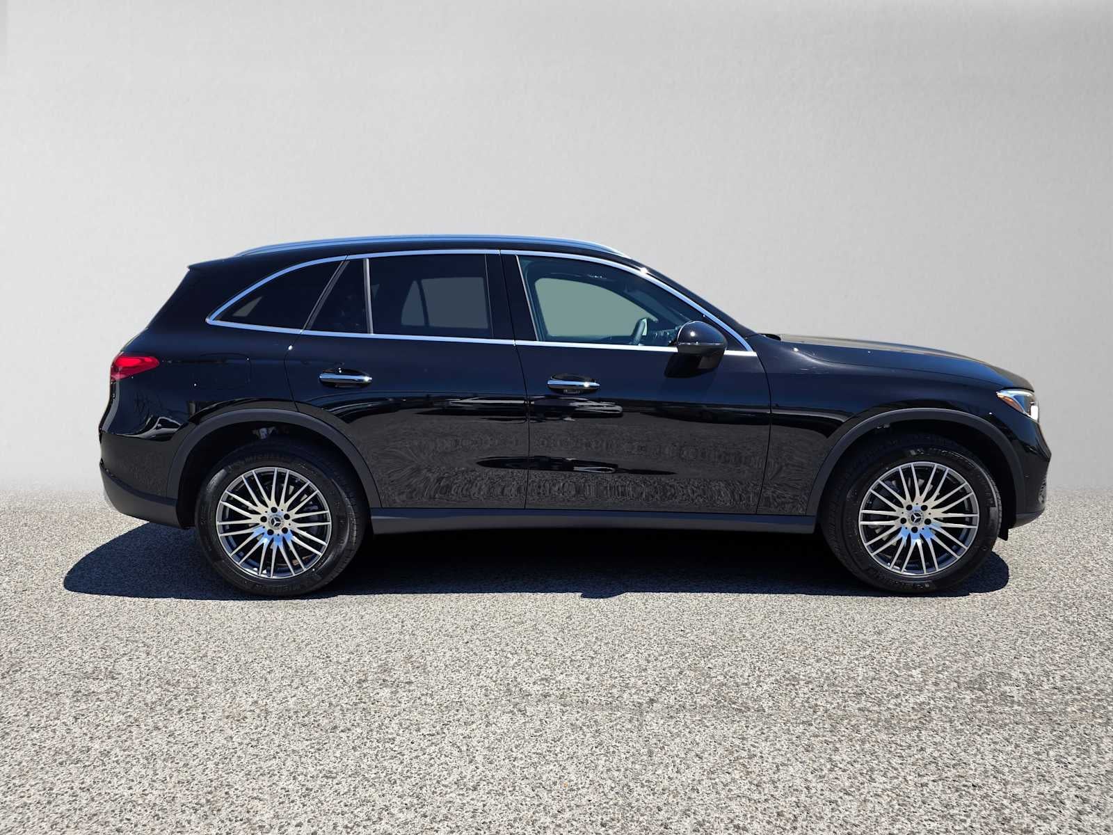 2026 Mercedes-Benz GLC 300 SUV