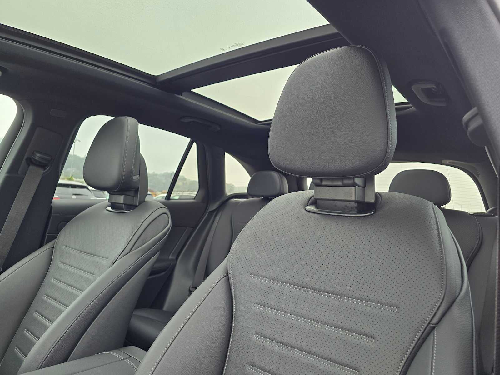 2026 Mercedes-Benz GLC 300 GLC 300