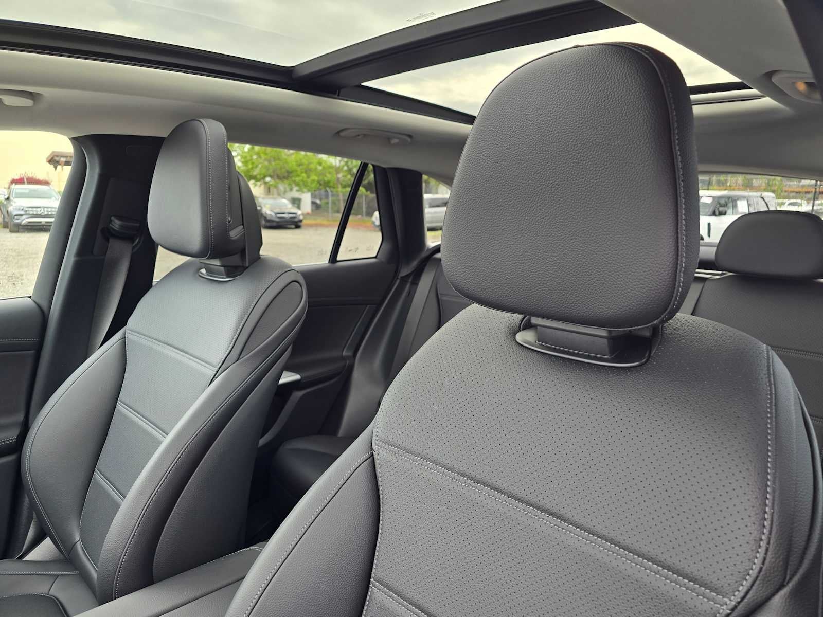 2023 Mercedes-Benz GLC 300 4MATIC® SUV