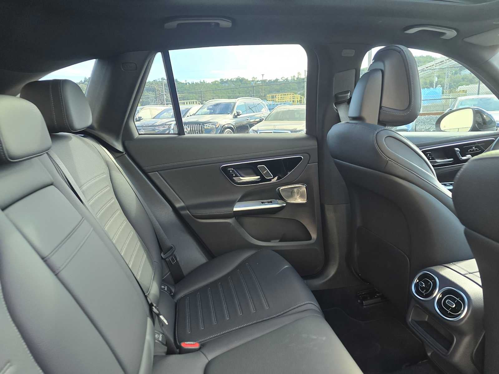 2024 Mercedes-Benz GLC 300 GLC 300