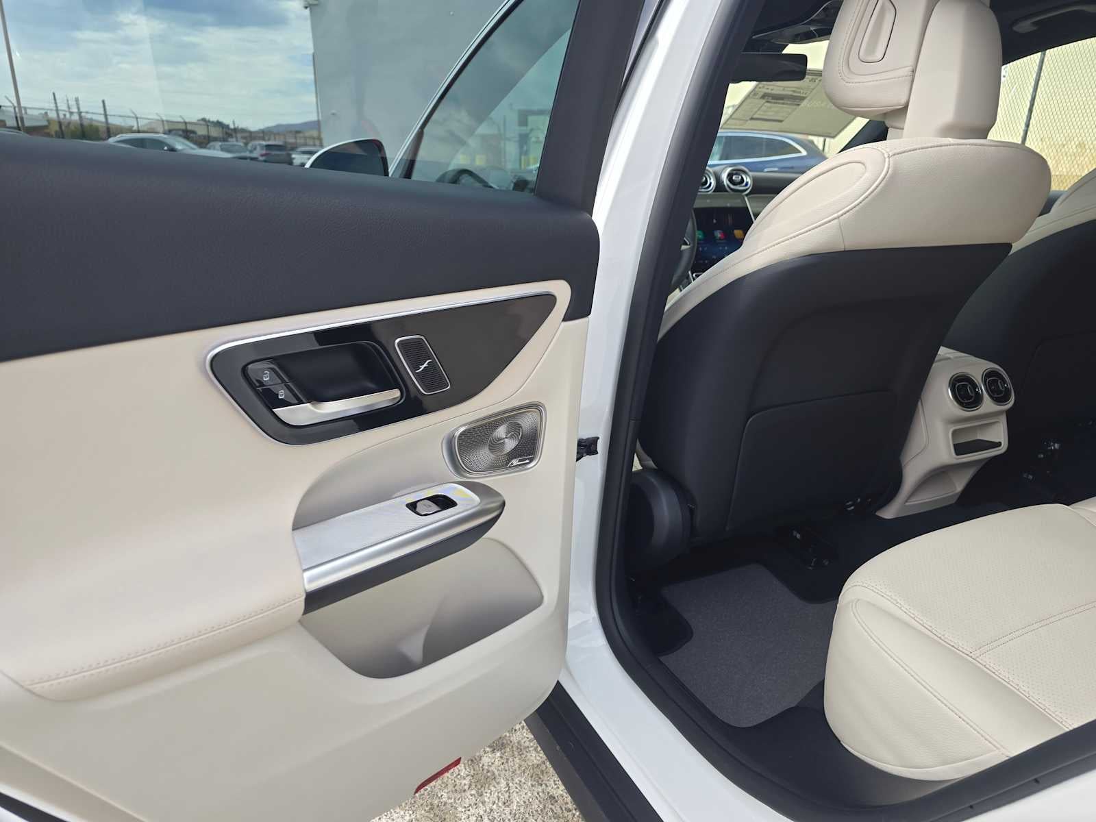 2026 Mercedes-Benz GLC 300 GLC 300