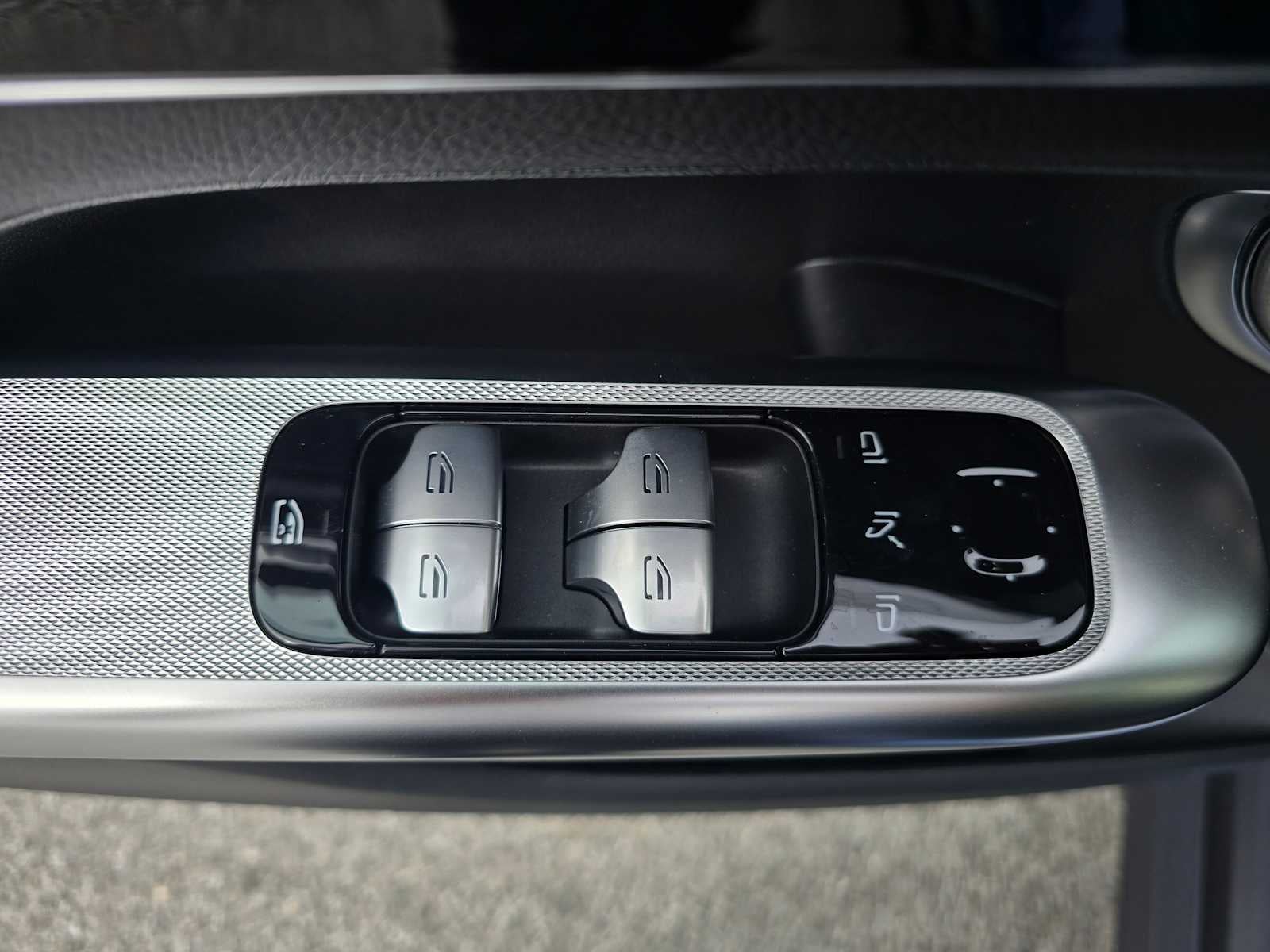 2026 Mercedes-Benz GLC 300 GLC 300