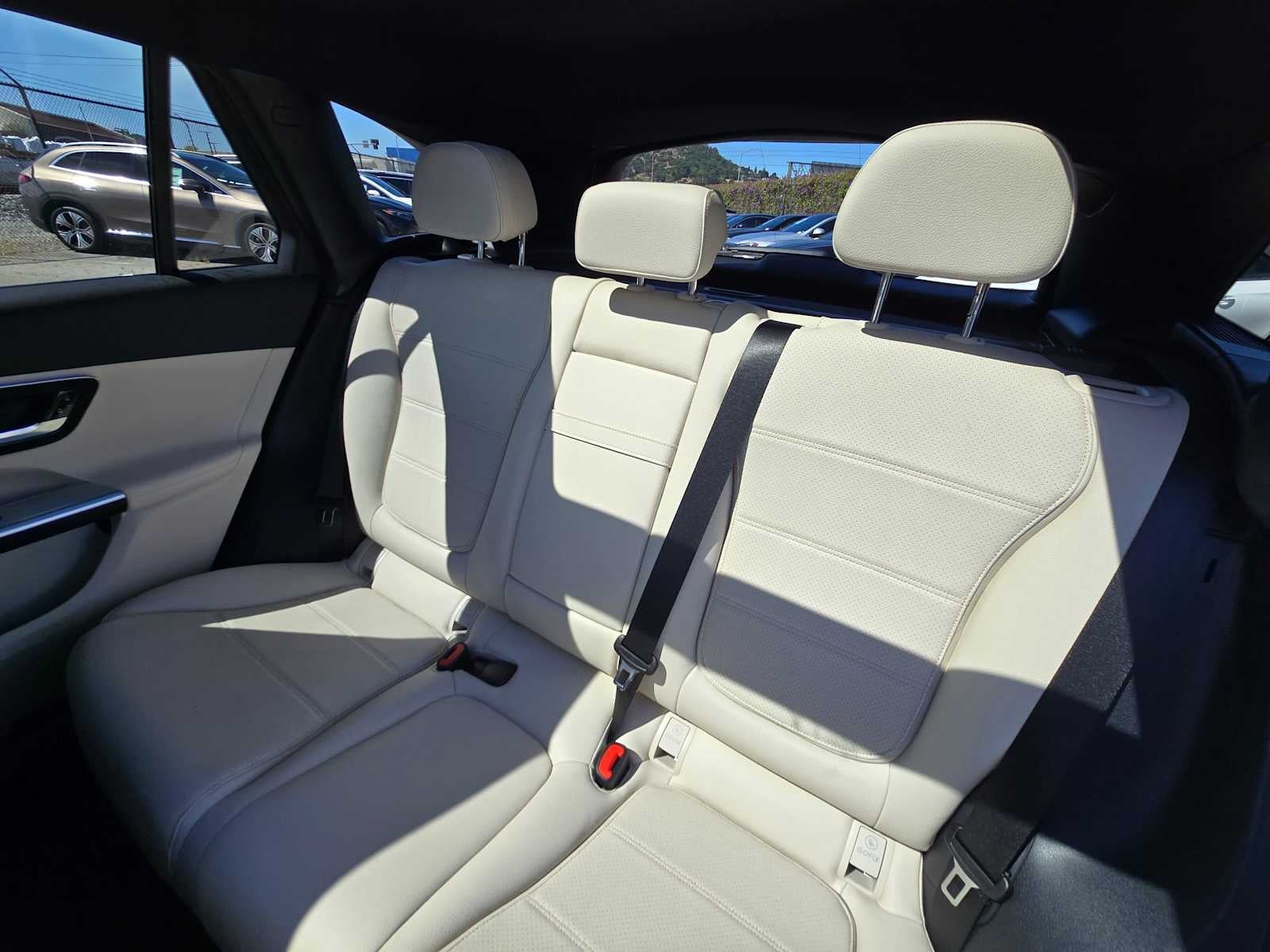 2027 Mercedes-Benz GLC 300 4MATIC® SUV
