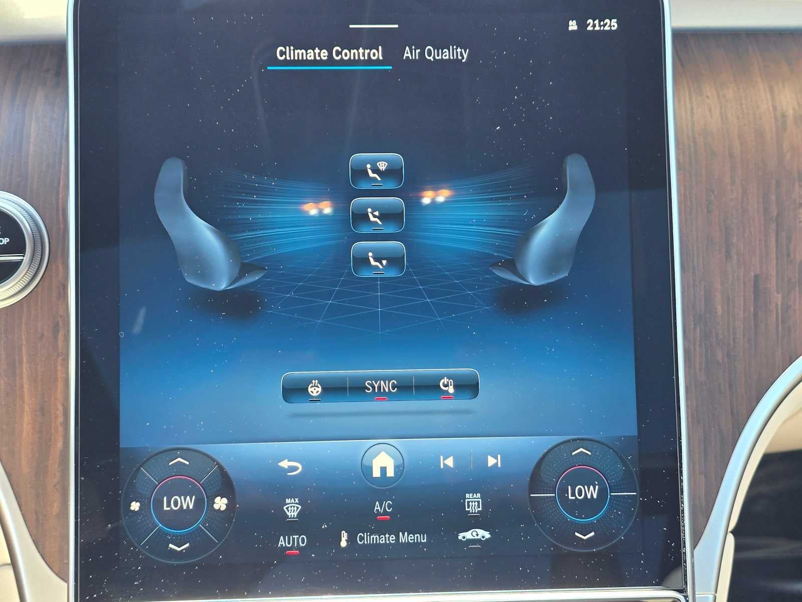 2027 Mercedes-Benz GLC 300 4MATIC® SUV