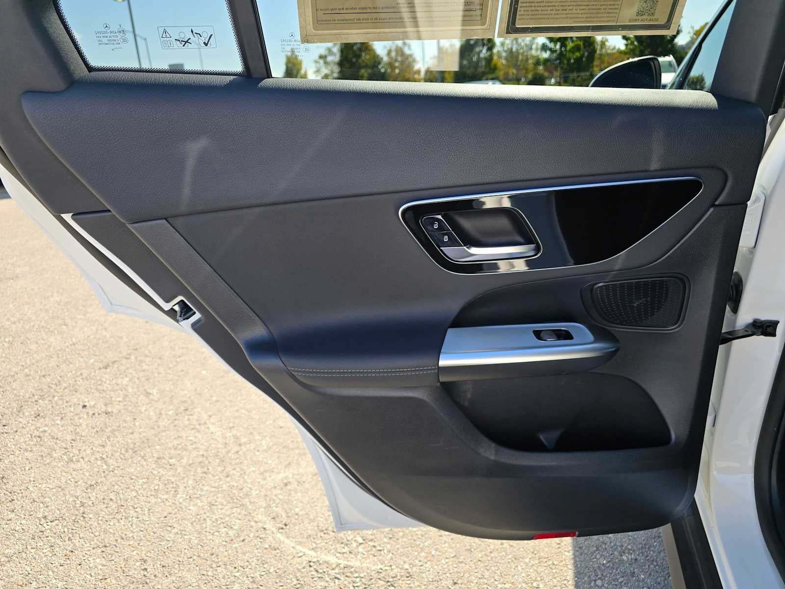2025 Mercedes-Benz GLC 300 4MATIC® SUV
