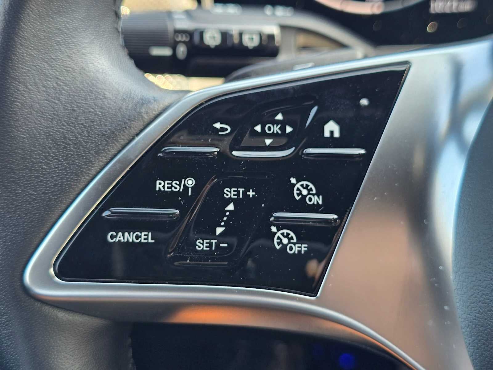 2025 Mercedes-Benz GLC 300 4MATIC® SUV