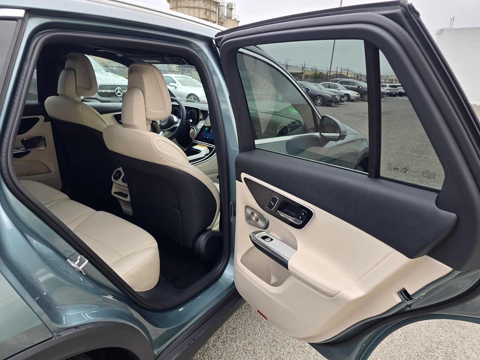 2026 Mercedes-Benz GLC 350e 4MATIC® SUV