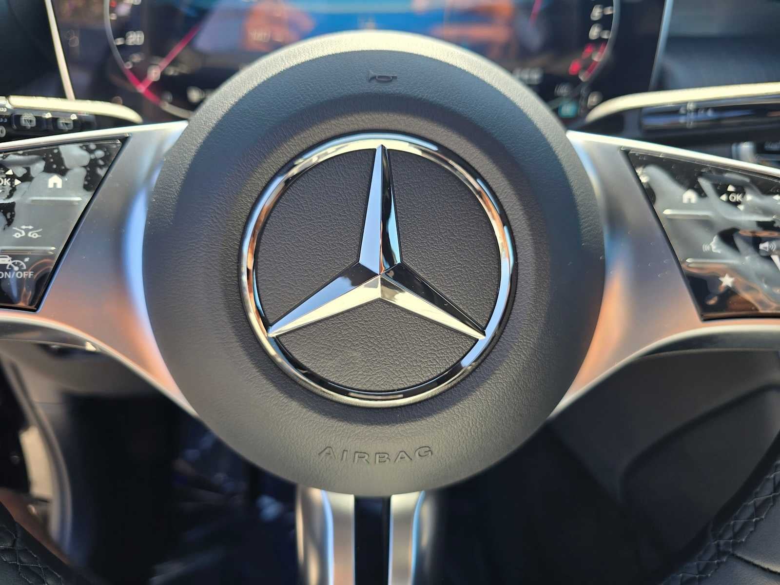 2027 Mercedes-Benz GLC 350e 4MATIC® SUV