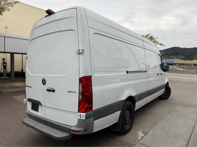 2021 Mercedes-Benz Sprinter 2500 High Roof V6 170" RWD